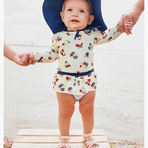 RUFFLEBUTTS Petal Parade Skirted One Piece Suit
Rashguard Size 6-12months